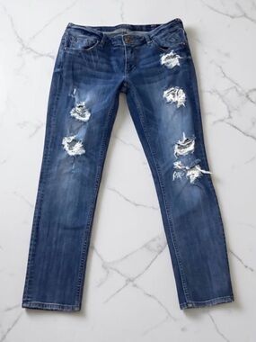 Vigoss The Thompson Tomboy Medium Wash Distressed Ripped Blue Jeans
